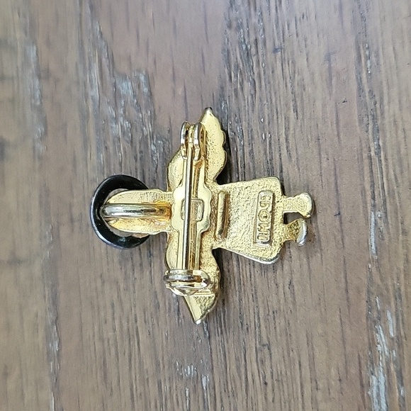 Gold and Silver tone IM 95 Vintage Angel Pin - Picture 2 of 3